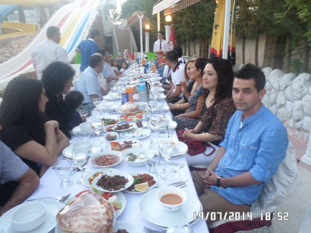 İFTAR YEMEĞİ