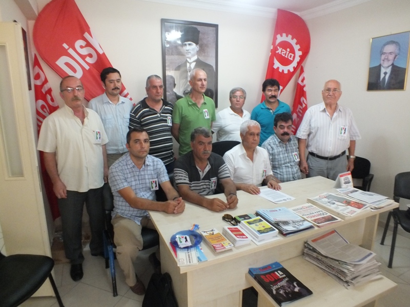 DİSK-KESK-TMMOB-TTB TARAFINDAN FİLİSTİN HALKINA DESTEK İÇİN ORTAK BASIN AÇIKLAMASI YAPILDI