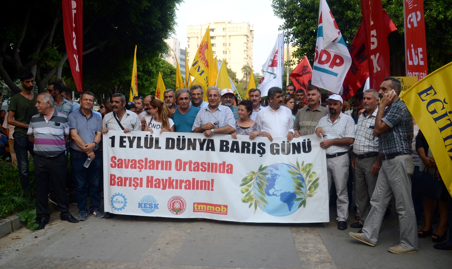 BARIŞ İÇİN YÜRÜDÜLER