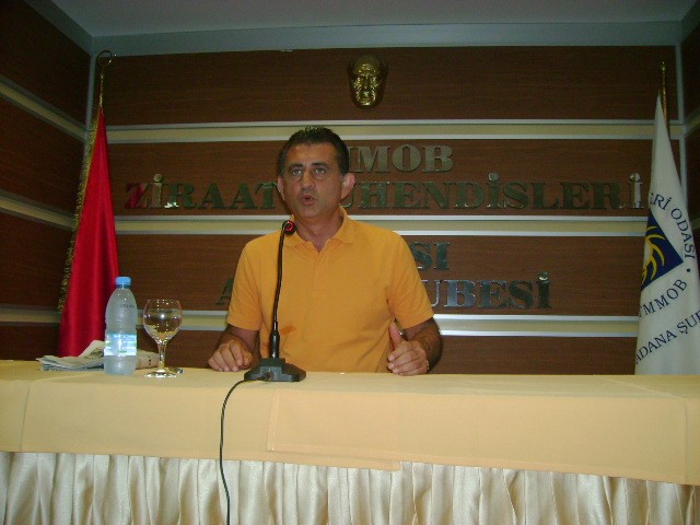 GAZETECİ-YAZAR ÜMİT ZİLELİ: "TÜRKİYE, EKONOMİK VE KÜLTÜREL OLARAK İŞGAL ALTINDA"