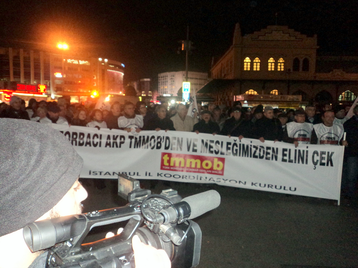 TMMOB 15 OCAK’TA KENT MEYDANLARINDAYDI…
