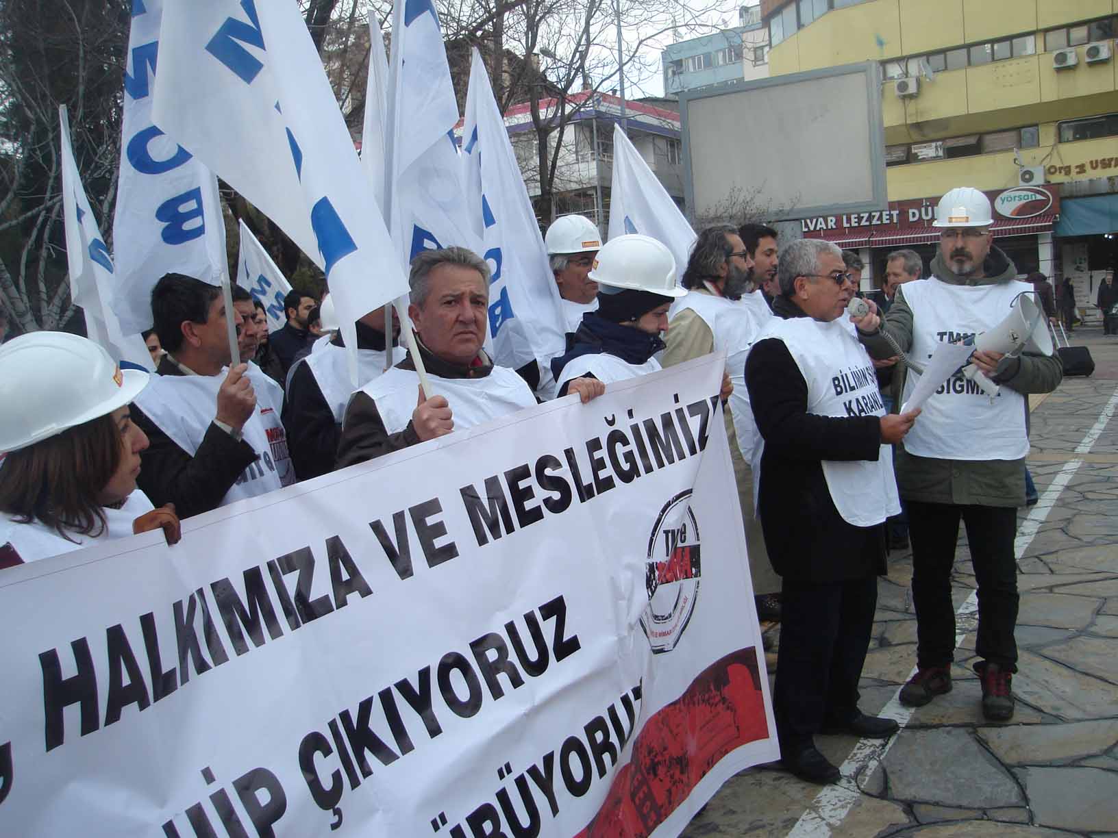 TORBA YASAİLE İLGİLİ YÜRÜYÜŞ VE BASIN AÇIKLAMASI