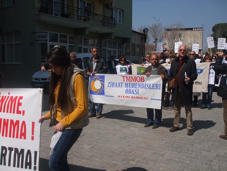 ÇEVRE KİRLİLİĞİNE TEPKİ YÜRÜYÜŞÜ