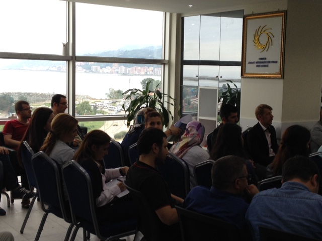 ÇAYKUR’DA VARDİYA MÜHENDİSİ OLARAK GÖREVE BAŞLAYAN  ZİRAAT MÜHENDİSLERİ İLE TOPLANTI