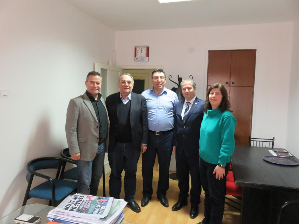 YENİ YÖNETİM KURULUMUZ TMMOB KİMYA MÜHENDİSLERİ ODASI BÖLGE TEMSİLCİLİĞİNİ ZİYARET ETTİ