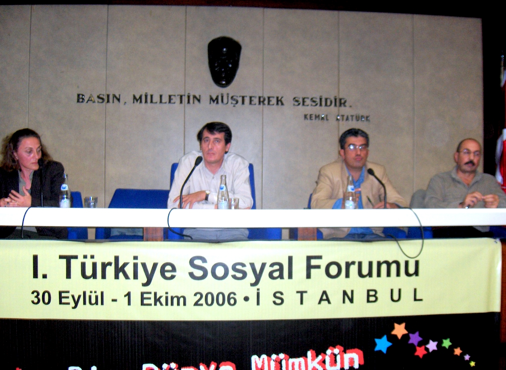 TÜRKİYE SOSYAL FORUMU İSTANBUL’DA YAPILDI