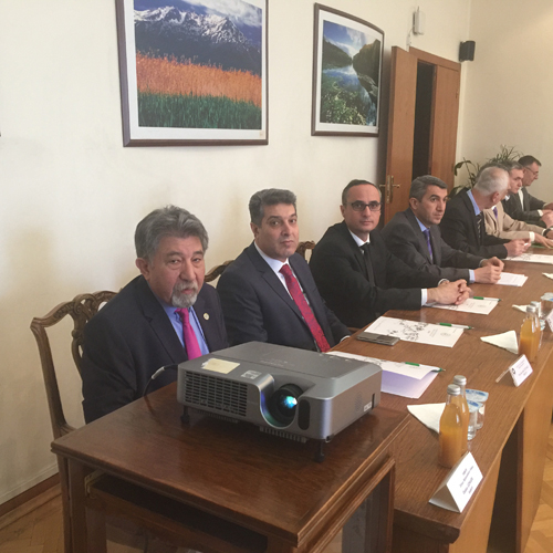  AÜZF`DE DEKANLAR TOPLANTISI 