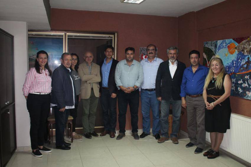 KARADENİZ HAYAT TMMOB` A BAĞLI MESLEK ODALARININ YÖNETİCİLERİNİ AĞIRLADI