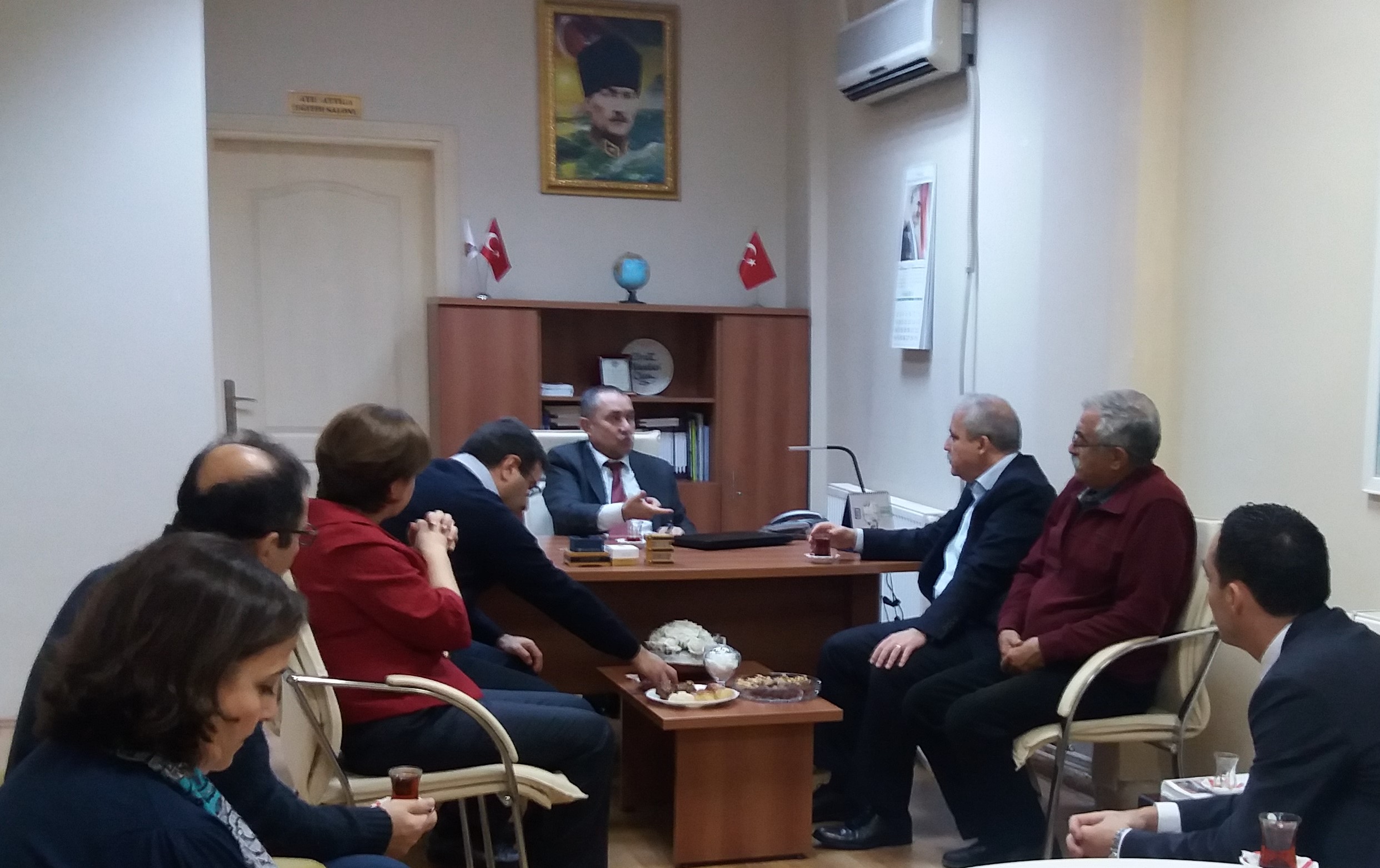 MANİSA VALİSİ MUSTAFA H.GÜVENÇER`İN ODAMIZI ZİYARETİ 