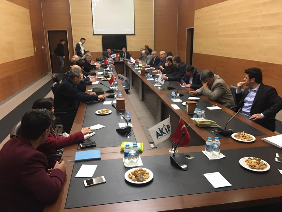 AKDENİZ İHRACATÇILAR BİRLİĞİ`NDE TOPLANTI