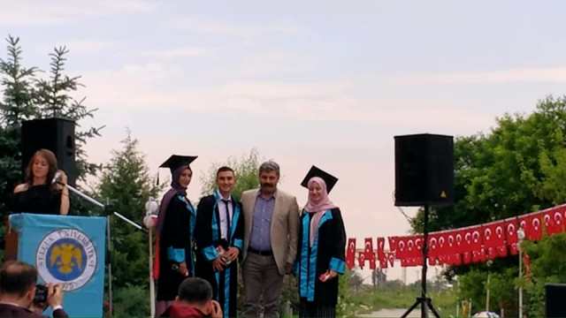 SELÇUK ÜNİVERSİTESİ SARAYÖNÜ MESLEK YÜKSEKOKULU MEZUNİYET TÖRENİNE KATILDIK
