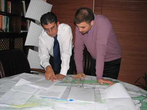AOÇ İMAR PLANI ÜZERİNDE ÇALIŞMA