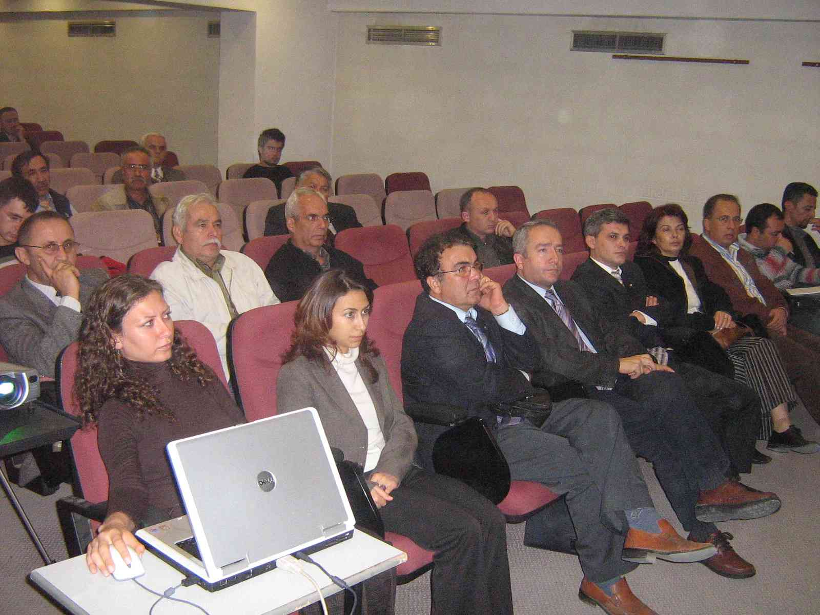 "YENİLENEBİLİR ENERJİ KAYNAKLARI" KONFERANS