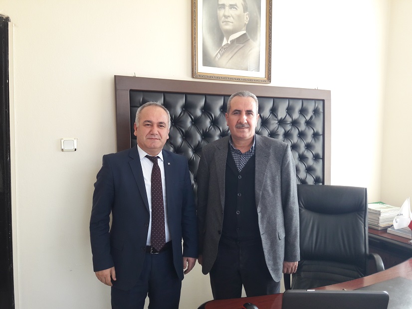 MALATYA PANCAR EKİCİLERİ KOOPERATİFİ BAŞKANLIĞINA YENİDEN SEÇİLEN SAYIN CELAL ŞEREFHANLI`YA HAYIRLI OLSUN ZİYARETİNDE BULUNDUK