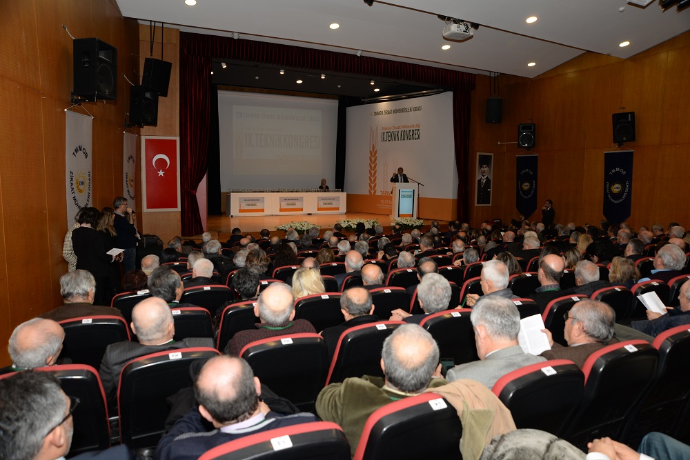 TÜRKİYE ZİRAAT MÜHENDİSLİĞİ IX. TEKNİK KONGRESİ'NDE 1. GÜN