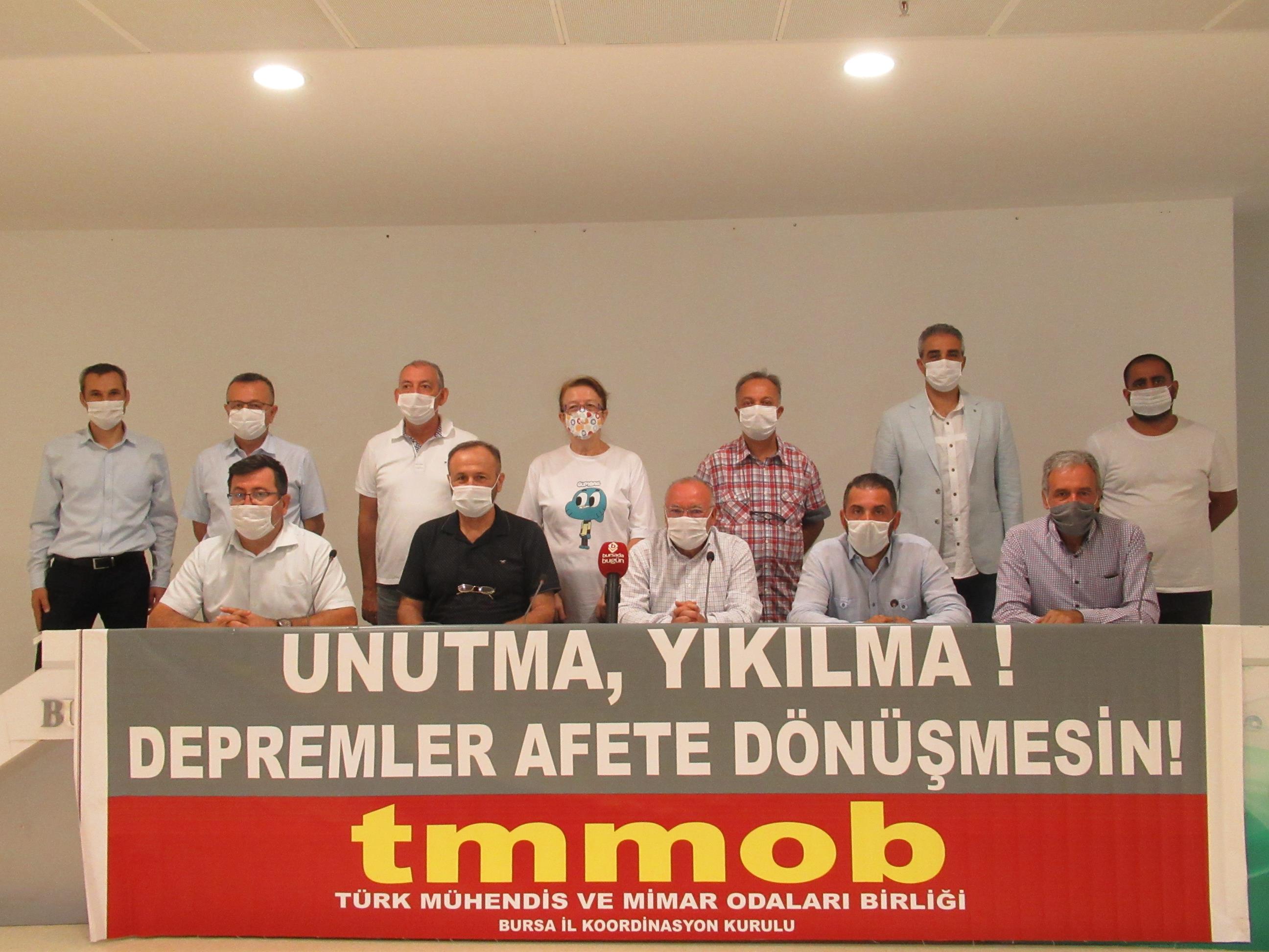 TMMOB BURSA İKK "17 AĞUSTOS 1999 MARMARA DEPREMİ" BASIN AÇIKLAMASI  