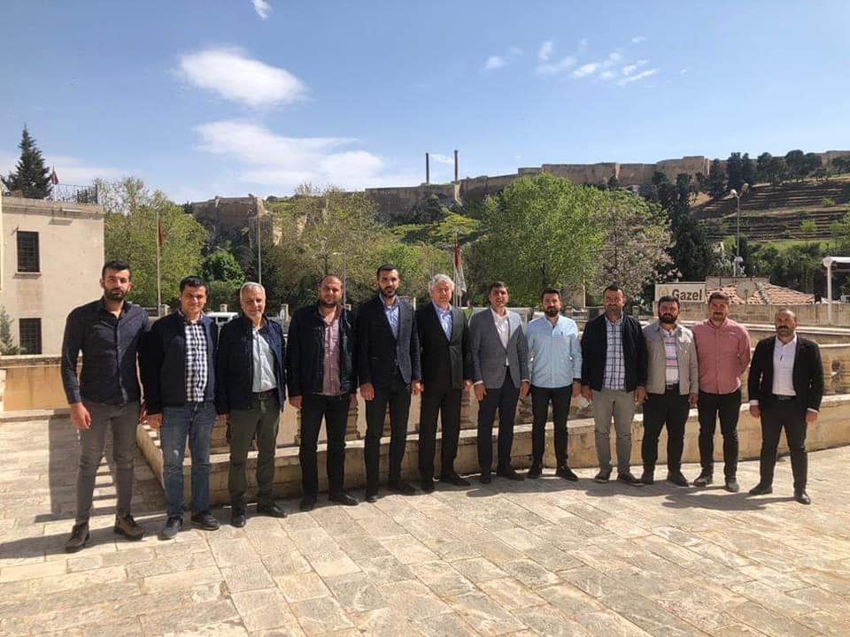 İNSAN HAKLARI DERNEĞİ ŞANLIURFA ŞUBESİNİ ,TMMOB MİMARLAR ODASI ŞANLIURFA ŞUBESİNİ VE TARIM VE ORMAN İL MÜDÜRLÜĞÜ BİTKİSEL ÜRETİM ŞUBE MÜDÜRLÜĞÜ`NÜ ZİYARET ETTİK