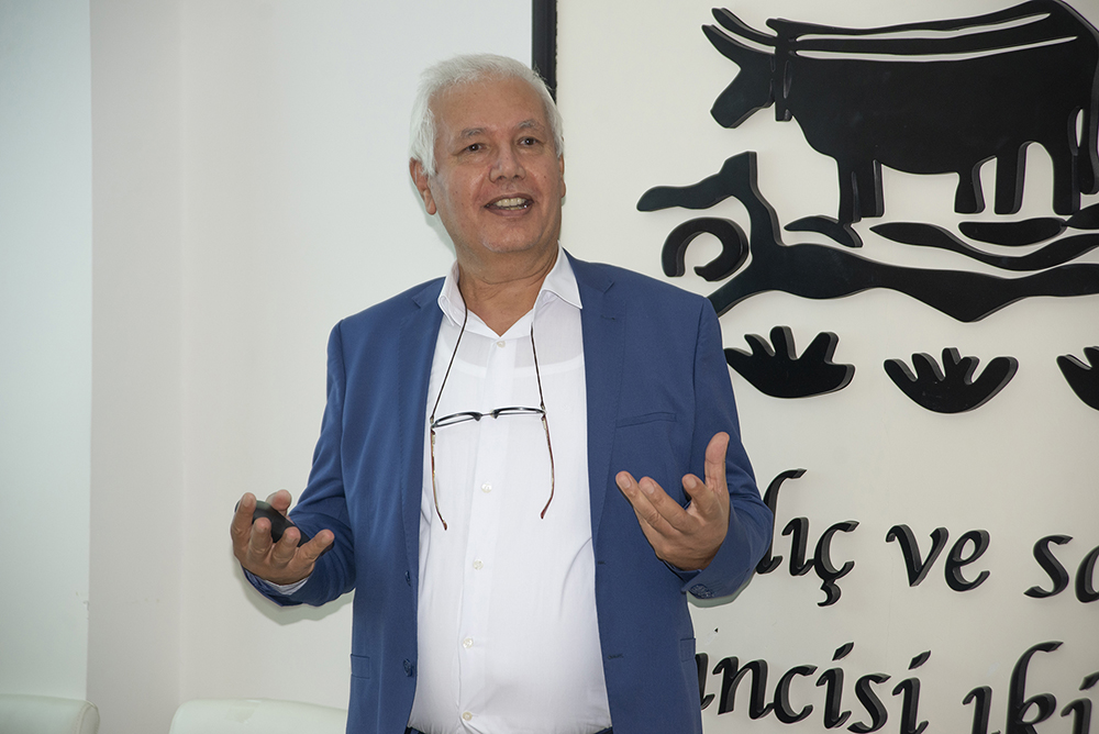 "EKONOMİK, EKOLOJİK VE MÜHENDİSLİK BOYUTUYLA GIDA HAKKI" PANELİ