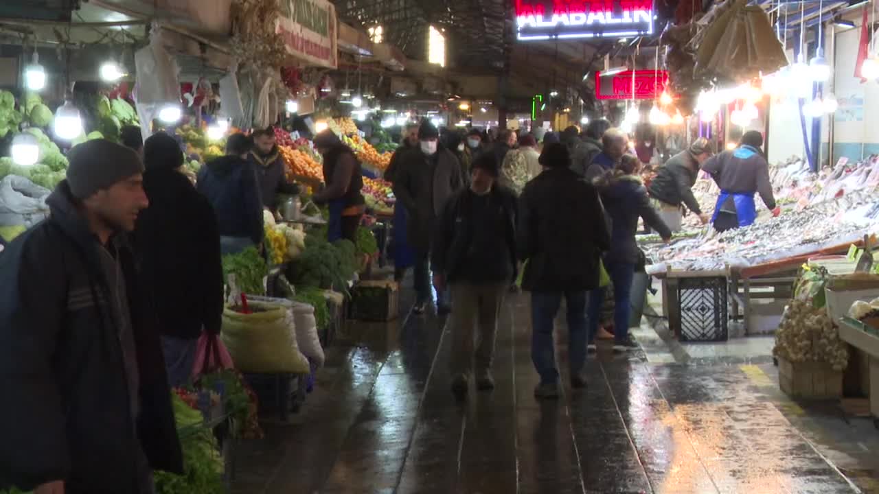 BİZİM TV: DOLARIN DÜŞÜŞÜ GIDA FİYATLARINA YANSIMADI! "CANIM ÇEKİYOR AMA GÜCÜM YETMİYOR" 23.12.2021 