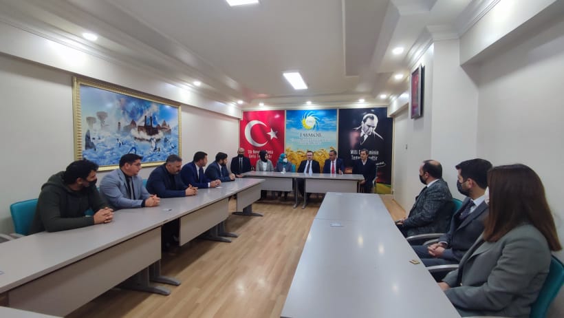 ERZURUM MİLLET VEKİLLERİ SELAMİ ALTINOK İLE  ZEHRA TAŞKESENLİOĞLU VE HEYETİ ŞUBEMİZİ ZİYARET ETTİLER