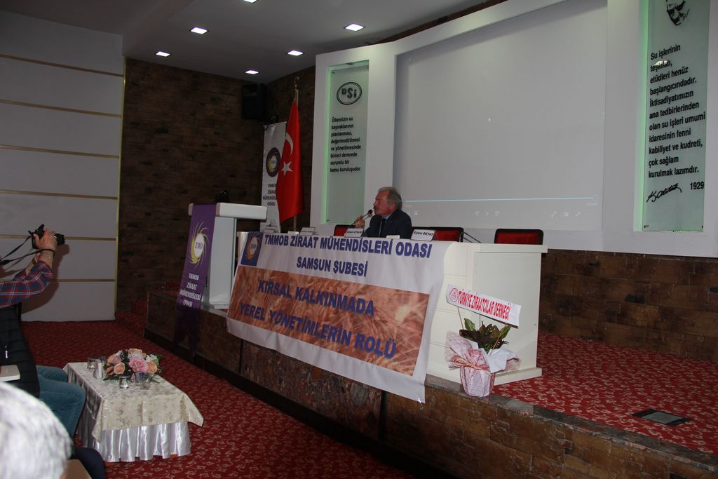 KIRSAL KALKINMADA YEREL YÖNETİMLERİN ROLÜ