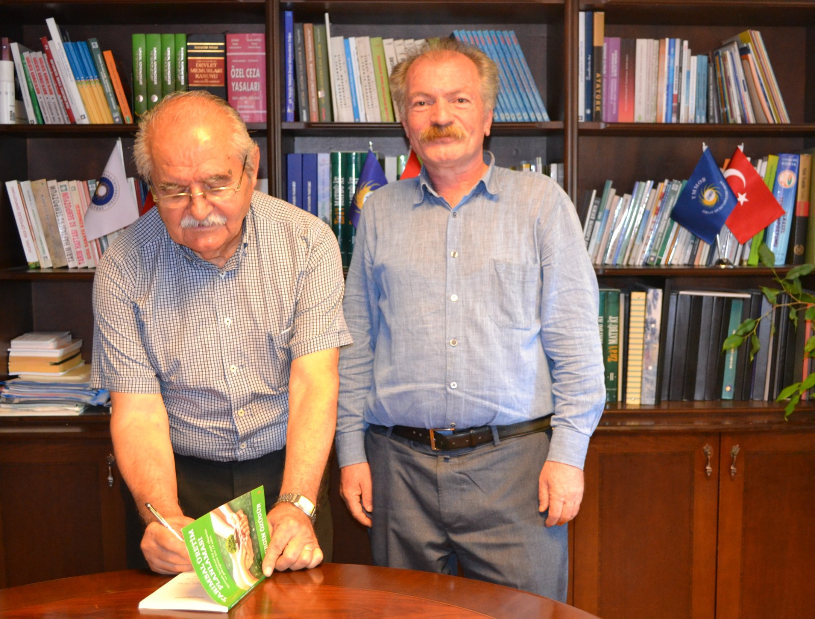 ÜYEMİZ ERGİN ÖZÜGÜR'ÜN "TARIMSAL ÜRETİM PLANLAMASI" KİTABI YAYINLANDI