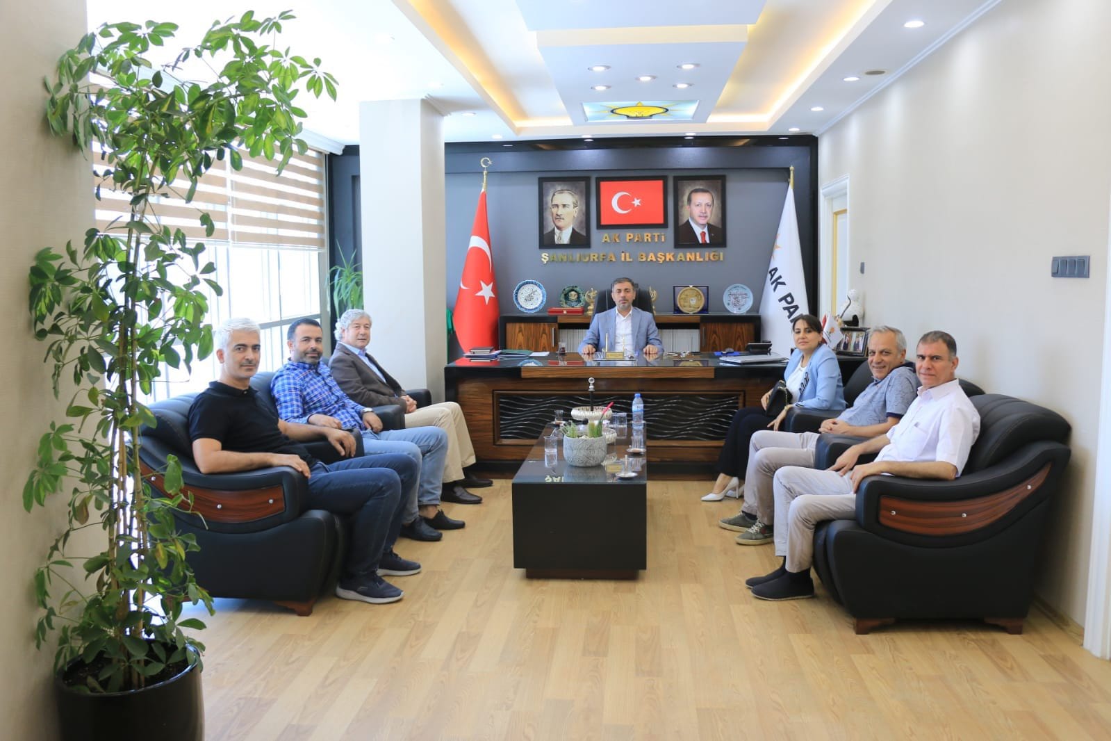 AK PARTİ İL BAŞKANI ABDURRAHMAN KIRIKÇI`YI ZİYARET 