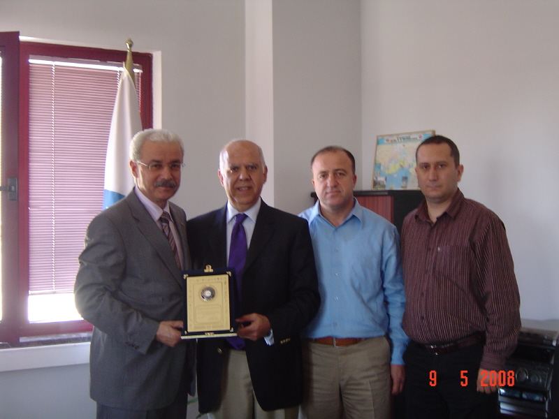 TRT'YE PLAKET