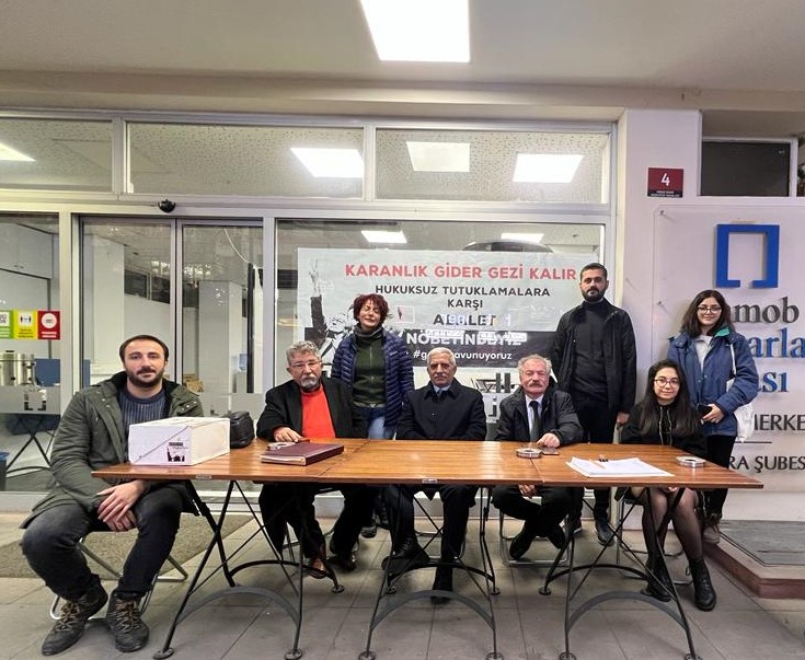 ADALET NÖBETİ'NİN 220. GÜNÜNDE NÖBETİ ODA'MIZ DEVRALDI