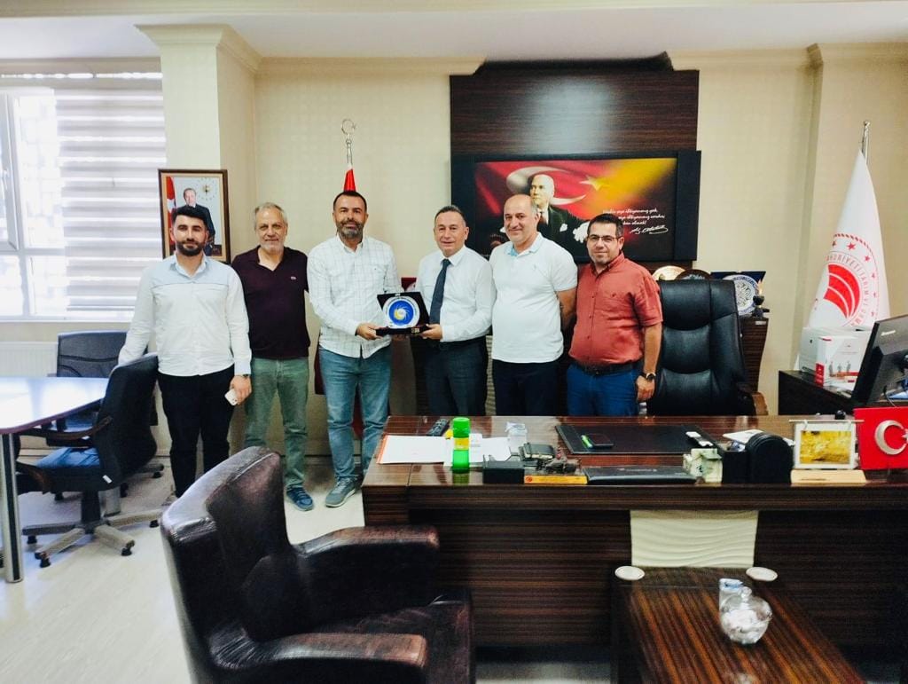 ŞANLIURFA İL TARIM VE ORMAN MÜDÜRLÜĞÜ GÖREVİNE BAŞLAYAN MESLEKTAŞIMIZ HALİL ŞITIL`IN ZİYARET ETTİK