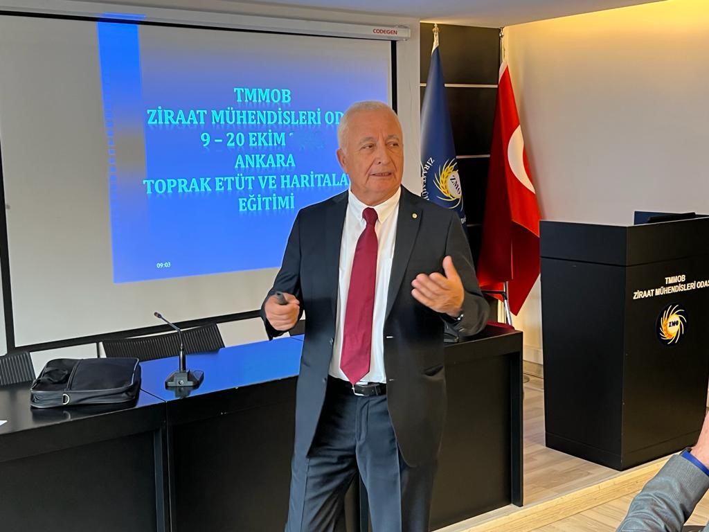 DETAYLI TOPRAK ETÜT VE HARİTALAMA EĞİTİMİ BAŞLADI
