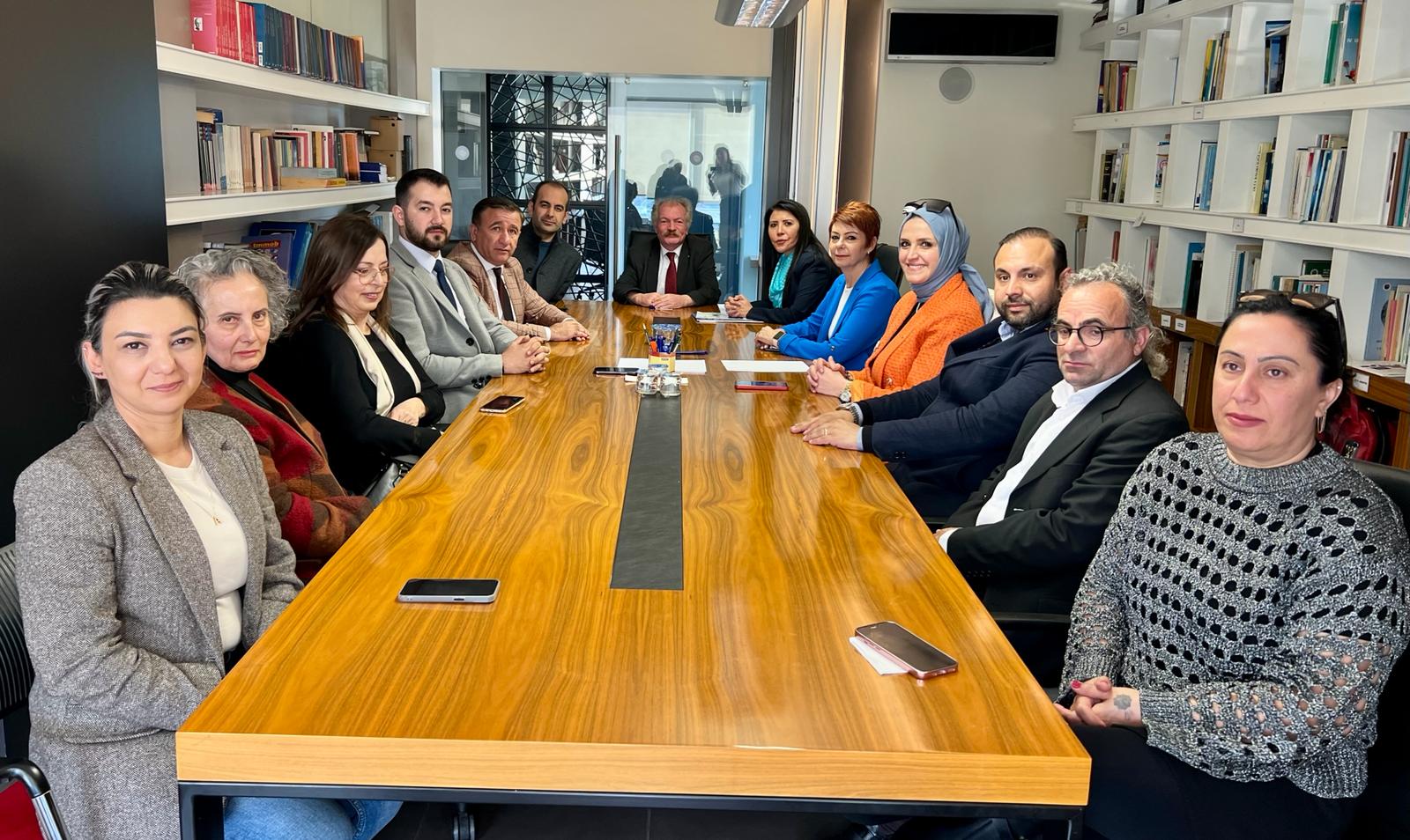 DEVA PARTİSİ ÇANKAYA BELEDİYE BAŞKAN ADAYININ ZİYARETİ