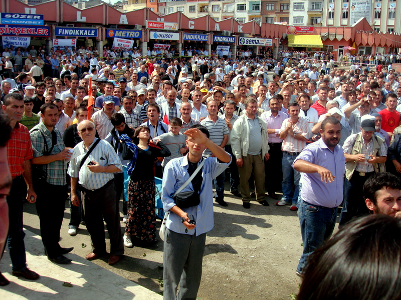 ULUSAL KANAL TV YAYINI