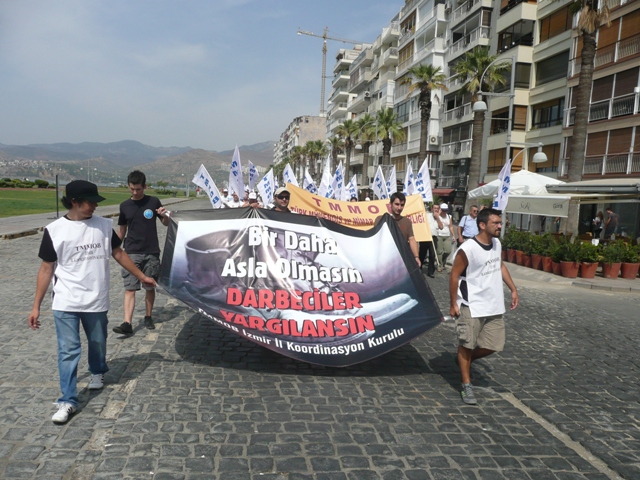 EMEK VE DEMOKRASİ MİTİNGİNE KATILDIK